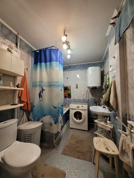 Продается 4 комнатный дом в 14 микрорайоне!