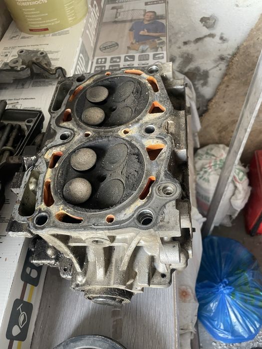 Двигатель EJ25 без навеса