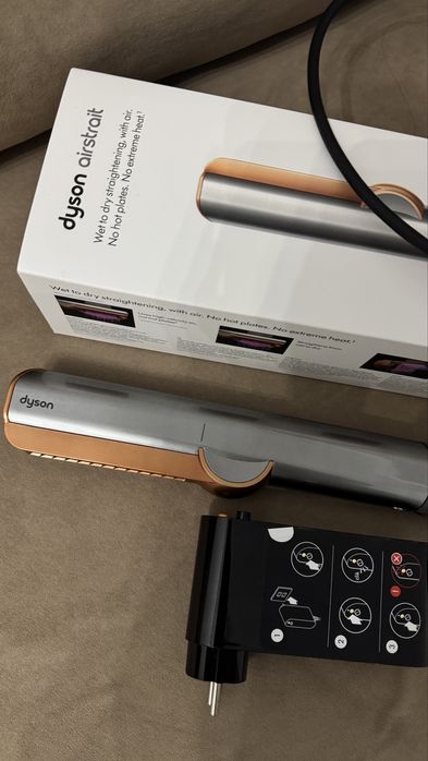 Продам Dyson Airstrat