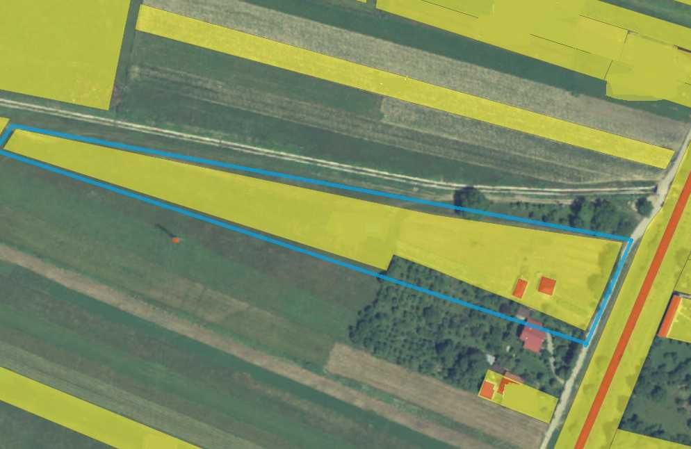 Teren 12.006 mp – Deschidere 58m, Casă bătrânească, Anexe, Gaze și Apă la poartă
