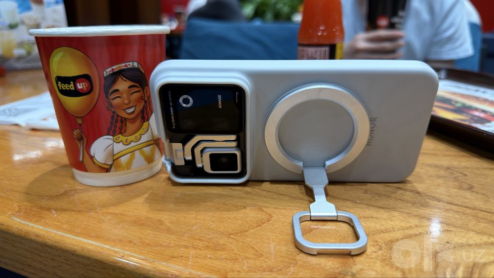 Honor robot phone