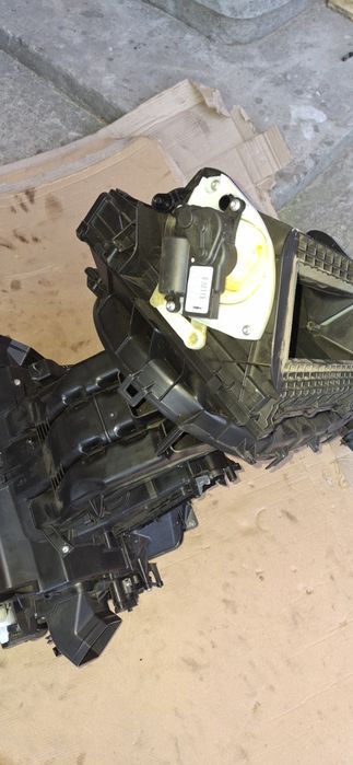 Carcasa aeroterma golf 7 motorașe clapete radiator căldură vaporizator