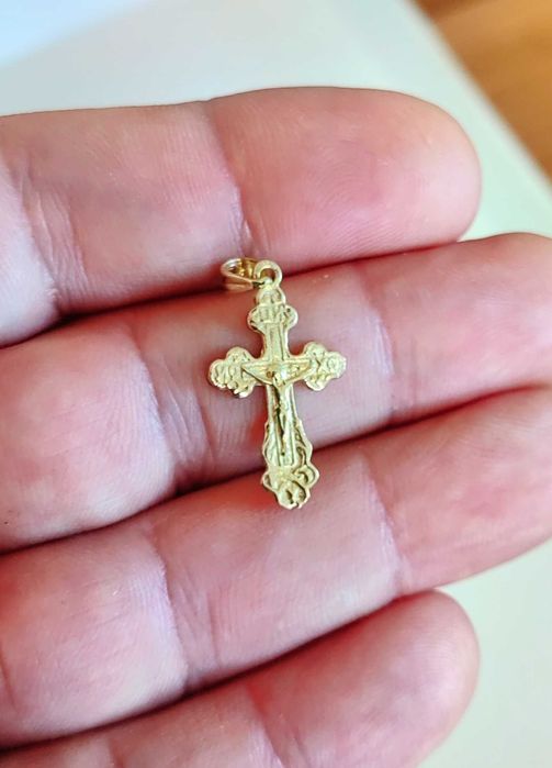 Златен кръст, 14 карата злато, кръст с разпятието на Исус Христос