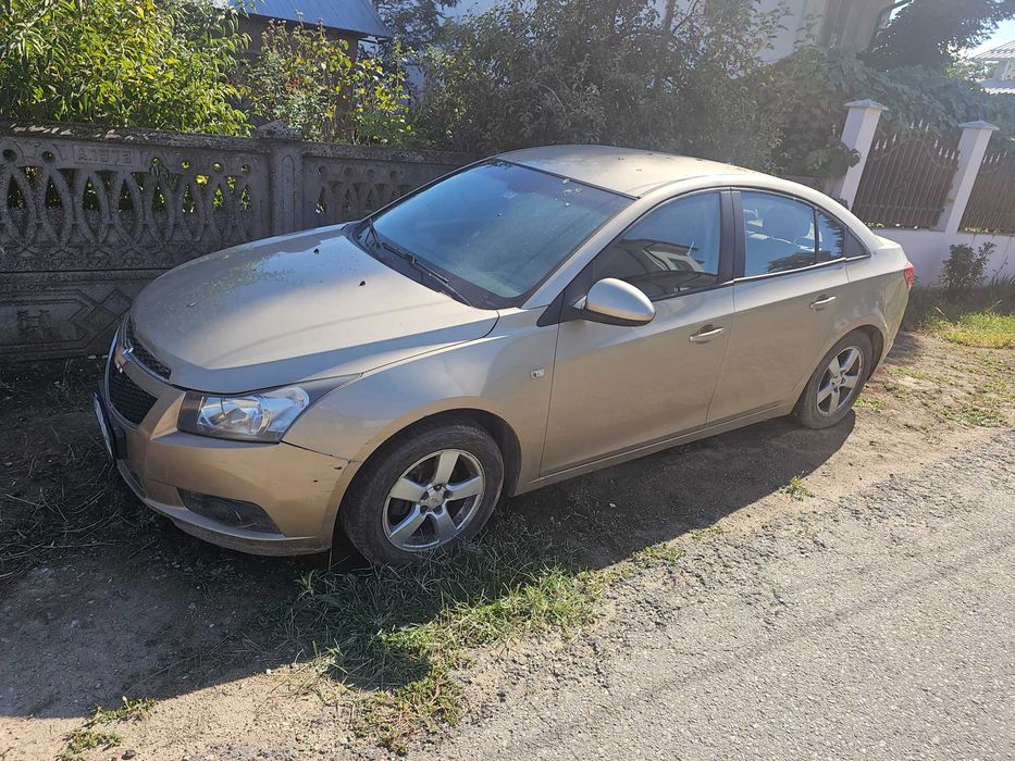 Vand Chevrolet Cruze 1.6 benzina - cutie automata defecta
