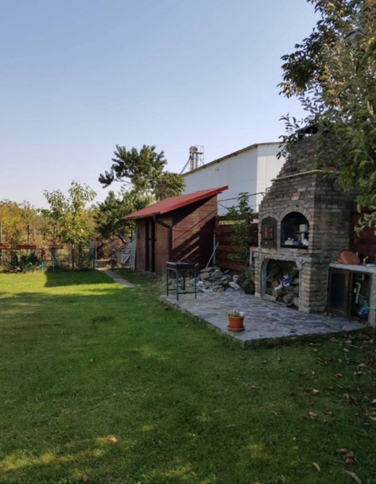 Casă P+E, teren 800mp, garaj și beci, Clocociov