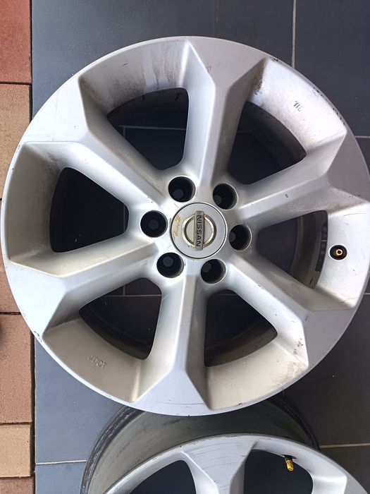 Jante Nissan pe 17