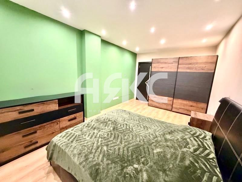 Продава се Двустаен апартамент в София, Дружба 2 - 72 кв.м за 1700 €/кв.м - Снимка #4