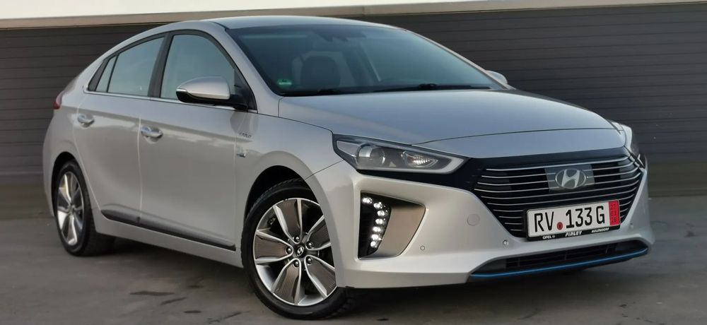 Hyundai IONIQ Hybrid PREMIUM 1.6 T-GDi *BIXENON Automat full EXTRA