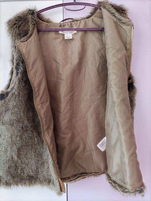 Елек с косъм и цип