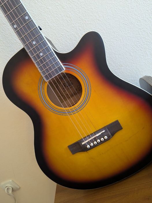 Гитара в отличном сосстоянии