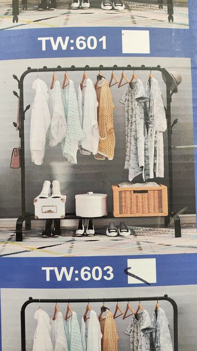 Вешалка напольная металлическая