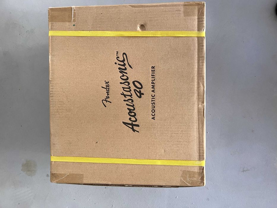 Amplificator de chitara Fender Acoustasonic 40 Nou
