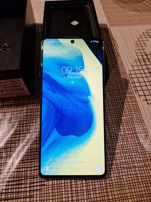 Телефон Samsung S10lite