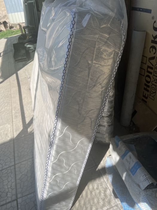 Продам матрас новый