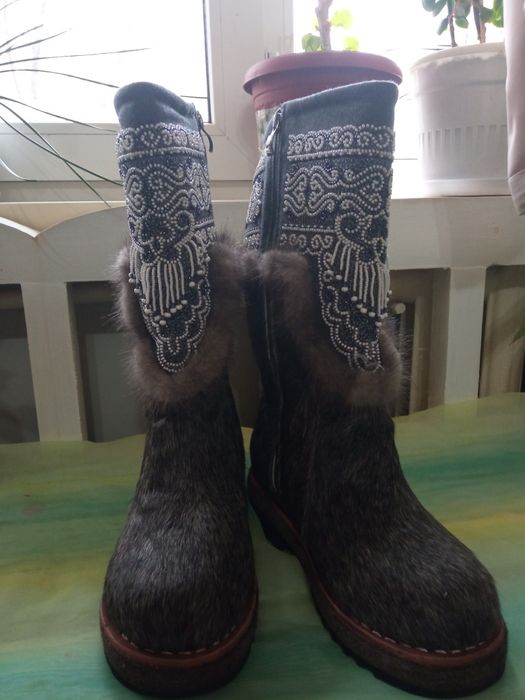 Натуральные унты