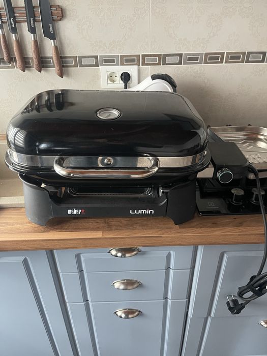 Gratar electric WeberLumin Contact