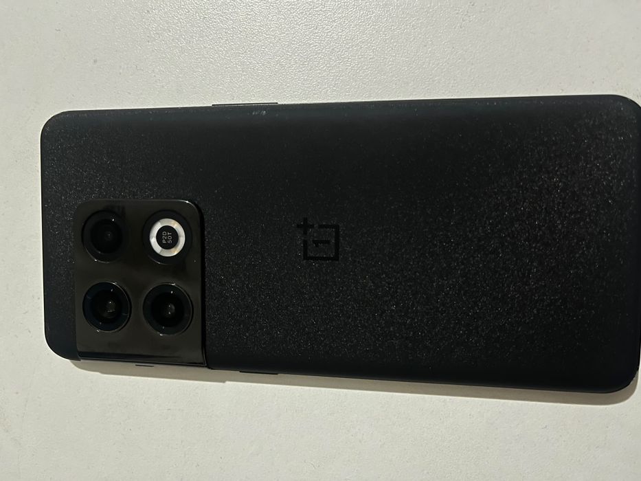 OnePlus 10 pro 5g 12/256гб