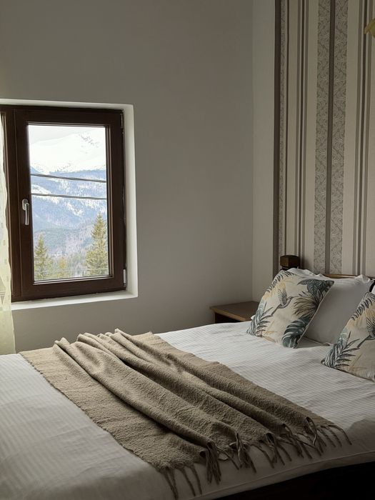 Ever Ranca by R House