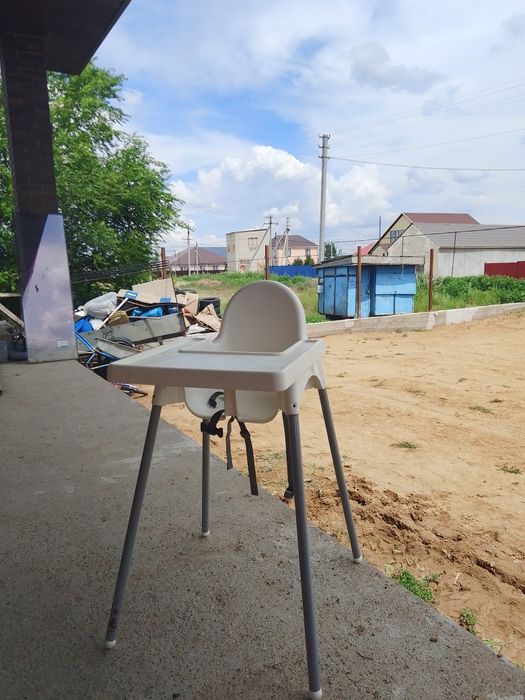 Детский столик для кормления