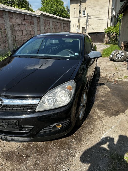 Опел Астра H GTC 1.7 101кс. 2005г. на части