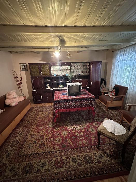 Vand casa batraneasca + teren Ograzile, Merei