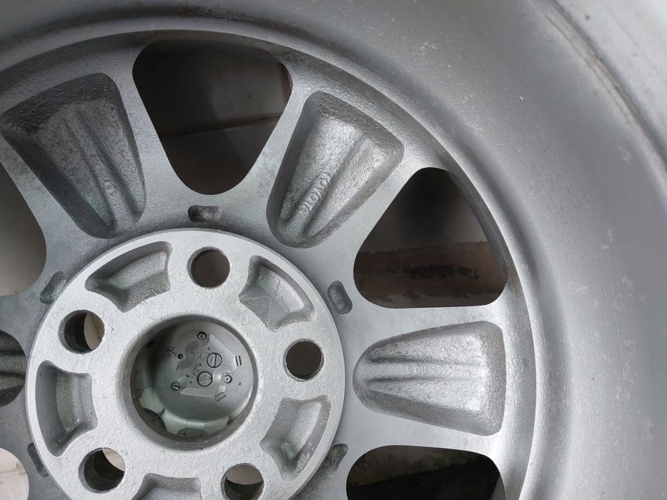 Диск Лексус тойота с шинами