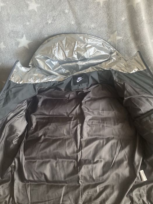 Новая куртка продам