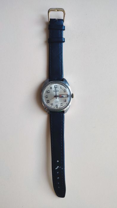 Ceasuri Vintage de vânzare USSR: SLAVA, POBEDA, WOSTOK, ZIM, POLJOT