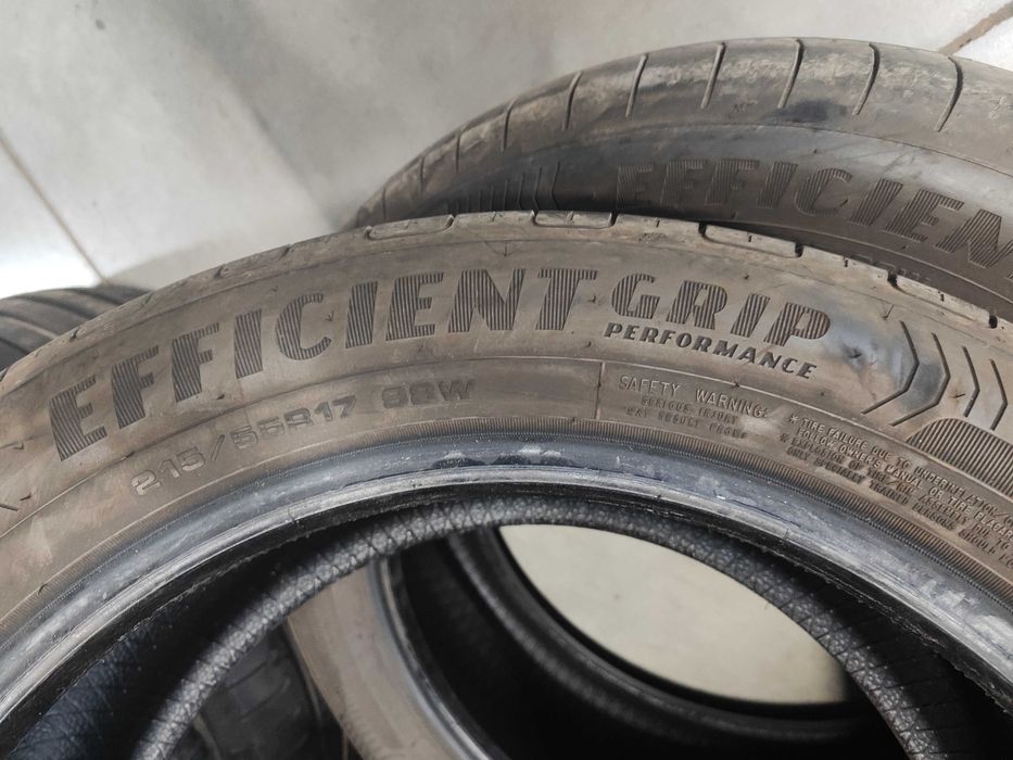 2бр.летни гуми 215/55/17 Goodyear