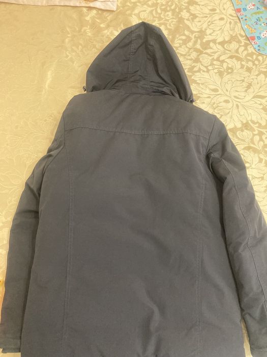 Продам зимнию куртку