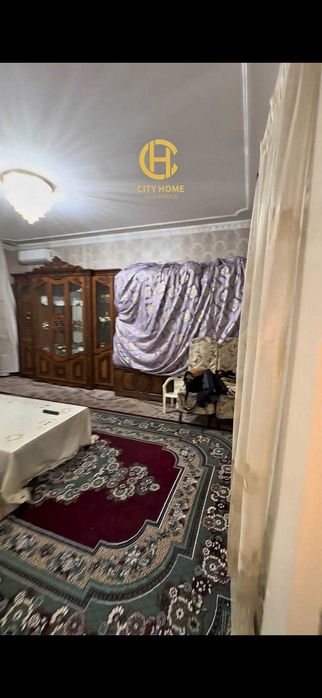 СРОЧНО, Корасаройда 5 хонали квартира сотилади!