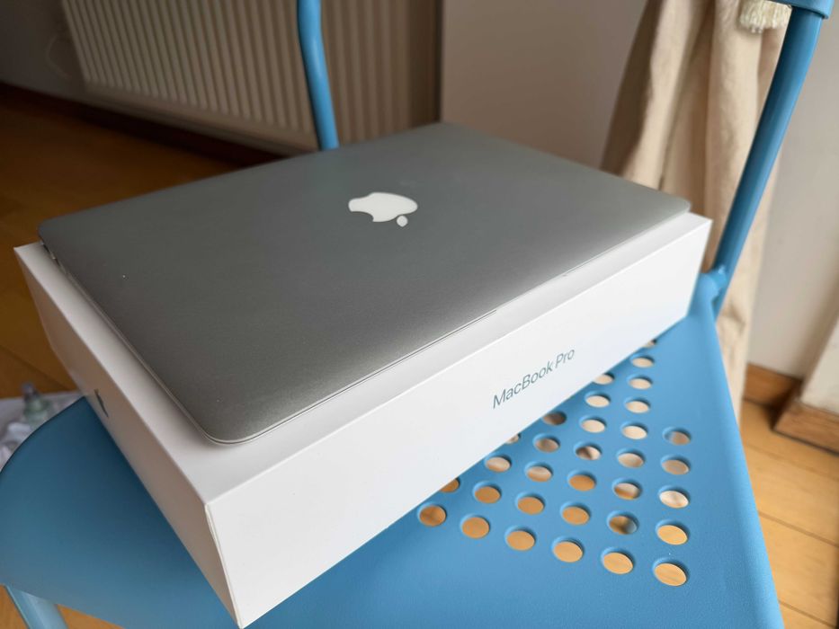 Macbook AIR i5 8gb ram 2017 BATERIE NOUA 100% GARANTIE