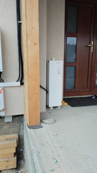 Vand casa zona Damila