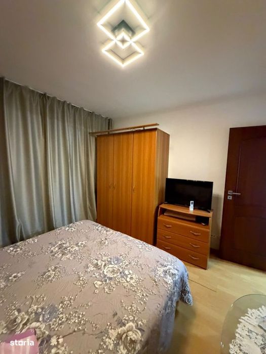 Apartament 3 camere decomandat-Zona Steaua-Shopping City-Mobilat
