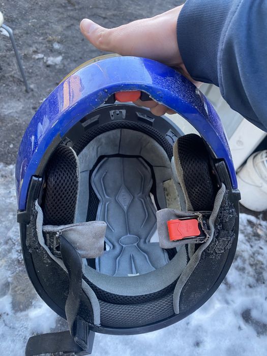Продам шлем ……….