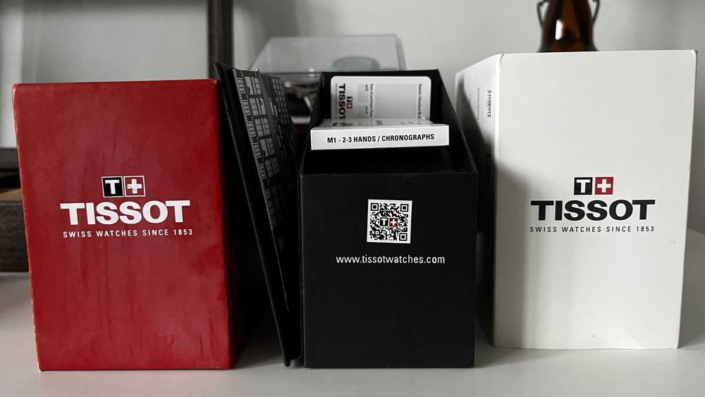 Tissot Gent XL Swiss Made, cadran albastru, safir, cutie si manual