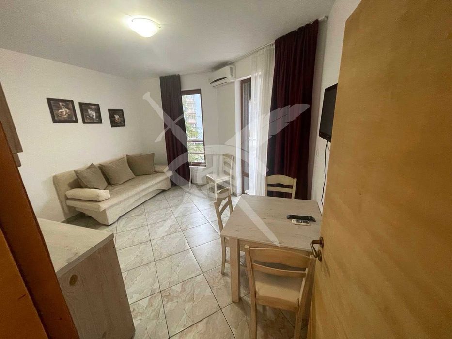 Продава се Двустаен апартамент в к.к. Слънчев бряг - 45 кв.м за 2015 €/кв.м - Снимка #2