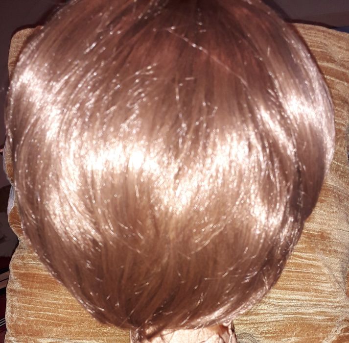 Чисто Нова Перука!