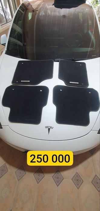 Tesla chexol, polik,zaryadka kabeli, zaryadka uchun kuchli rozetk