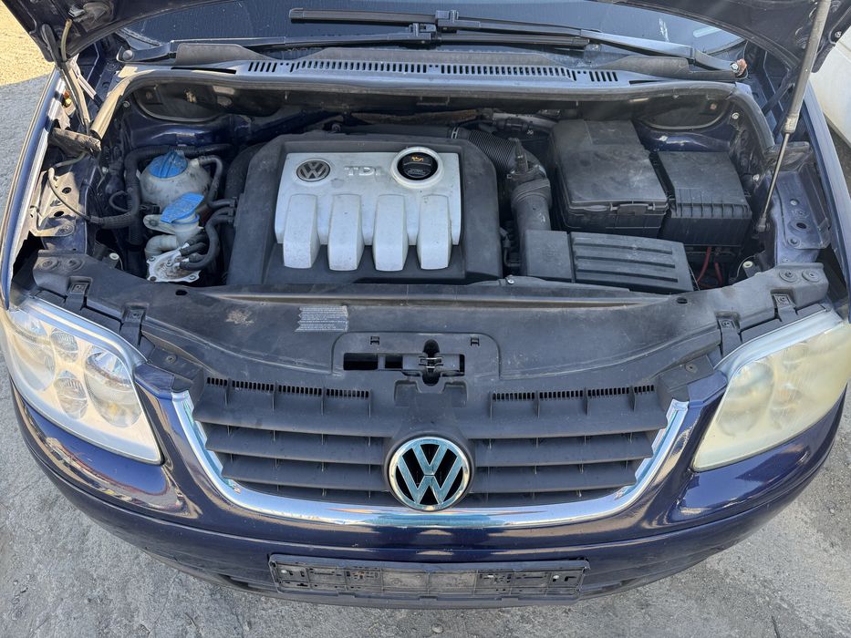 VW Touran 1.9tdi 105hp 2007г На Части