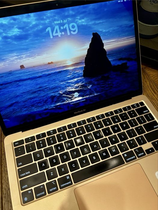 Macbook Air 2020