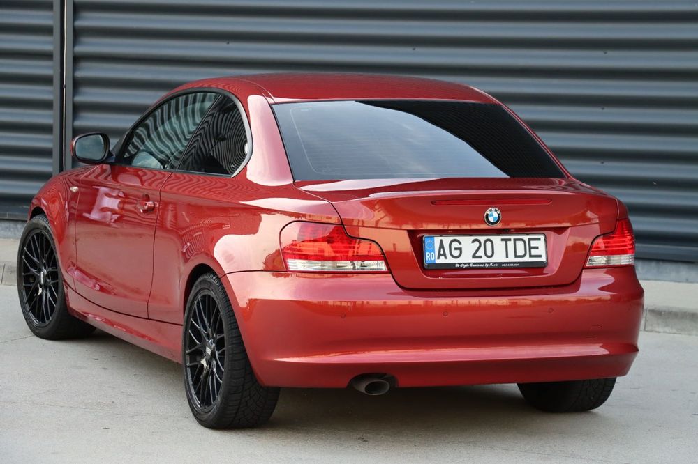 BMW Seria 1 Coupe • 2009 • 2.0 Diesel • Navi Mare • Keyless • Foarte Îngrijită