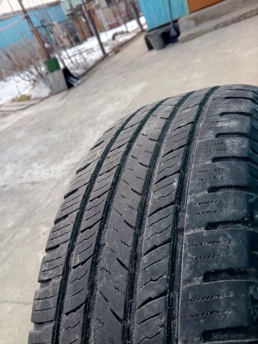 Продам комплект шин