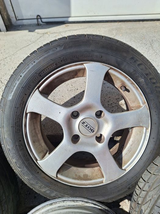 Джанти DOTZ 15 4x114.3 с гуми Sumitomo 185/60/15
