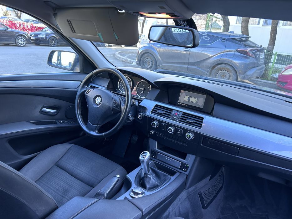 Bmw 520 2008 2.0 L diesel 177 cp navi xenon clima variante +/-