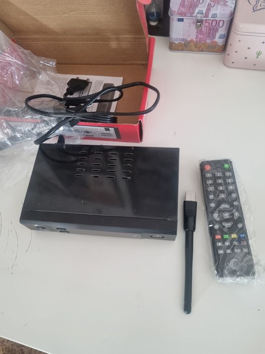 Receiver Satelit usb-wifi