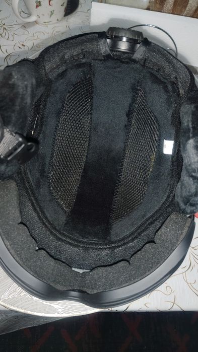 Горнолыжный шлем