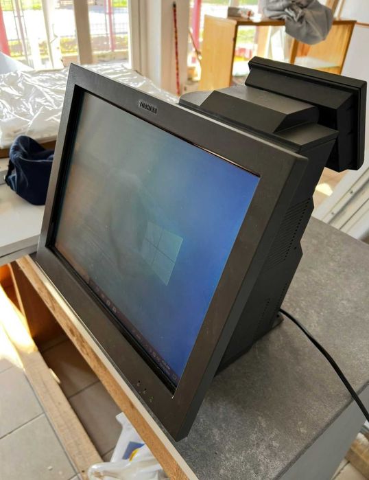 POS Magazin Toshiba SurePOS 500 Series 4852-E70 Dual Screen