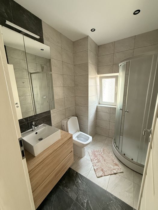 Inchieriez Apartament 3 camere modern + Parcare Complex Kristal Residence Metalurgiei Metrou Aparatorii Patriei