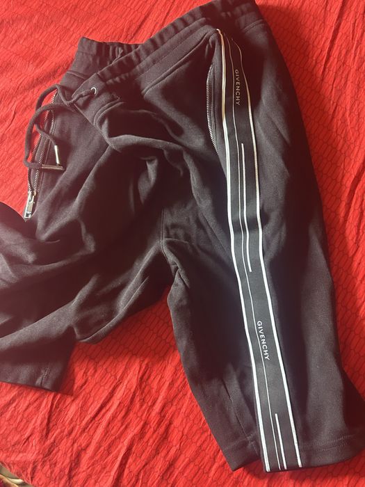 pantaloni scurti givenchi